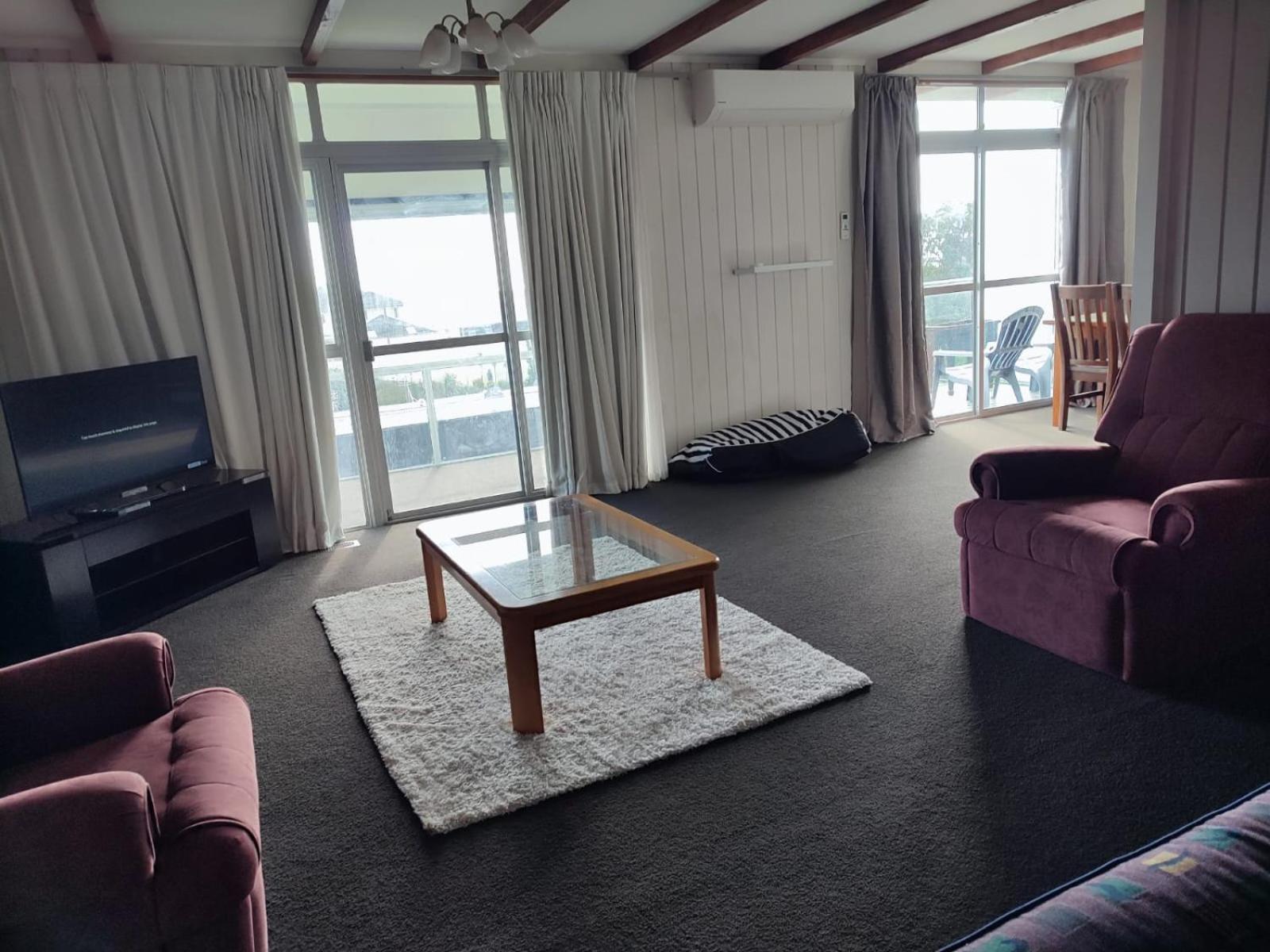 Home With Sea Views New Plymouth Exterior foto